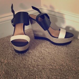 Report wedge sandals